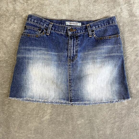 Abercrombie & Fitch Dresses & Skirts - VTG Abercrombie and Fitch Size 6 Mini Denim Skirt Made in US
